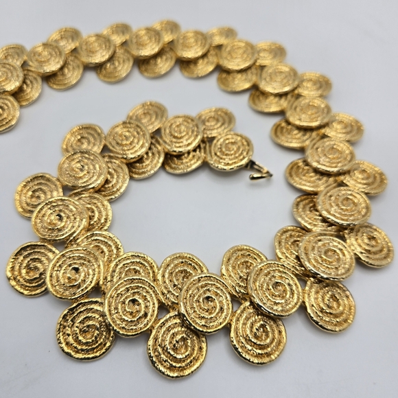 Goldtone Statement Necklace Choker Spiral Mogul Mobwife Modernist Etruscan Vtg - Picture 5 of 5